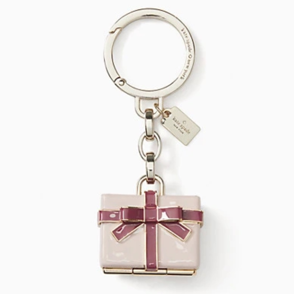 Kate spade wrapping party gift box key fob